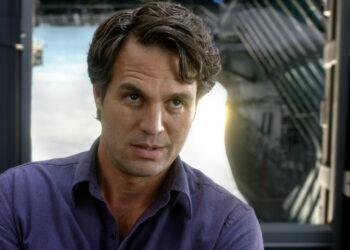 Mark Ruffalo Challenges James Cameron: “Are You Also Against the Monopolization That a Paramount Acquisition Would Create?”